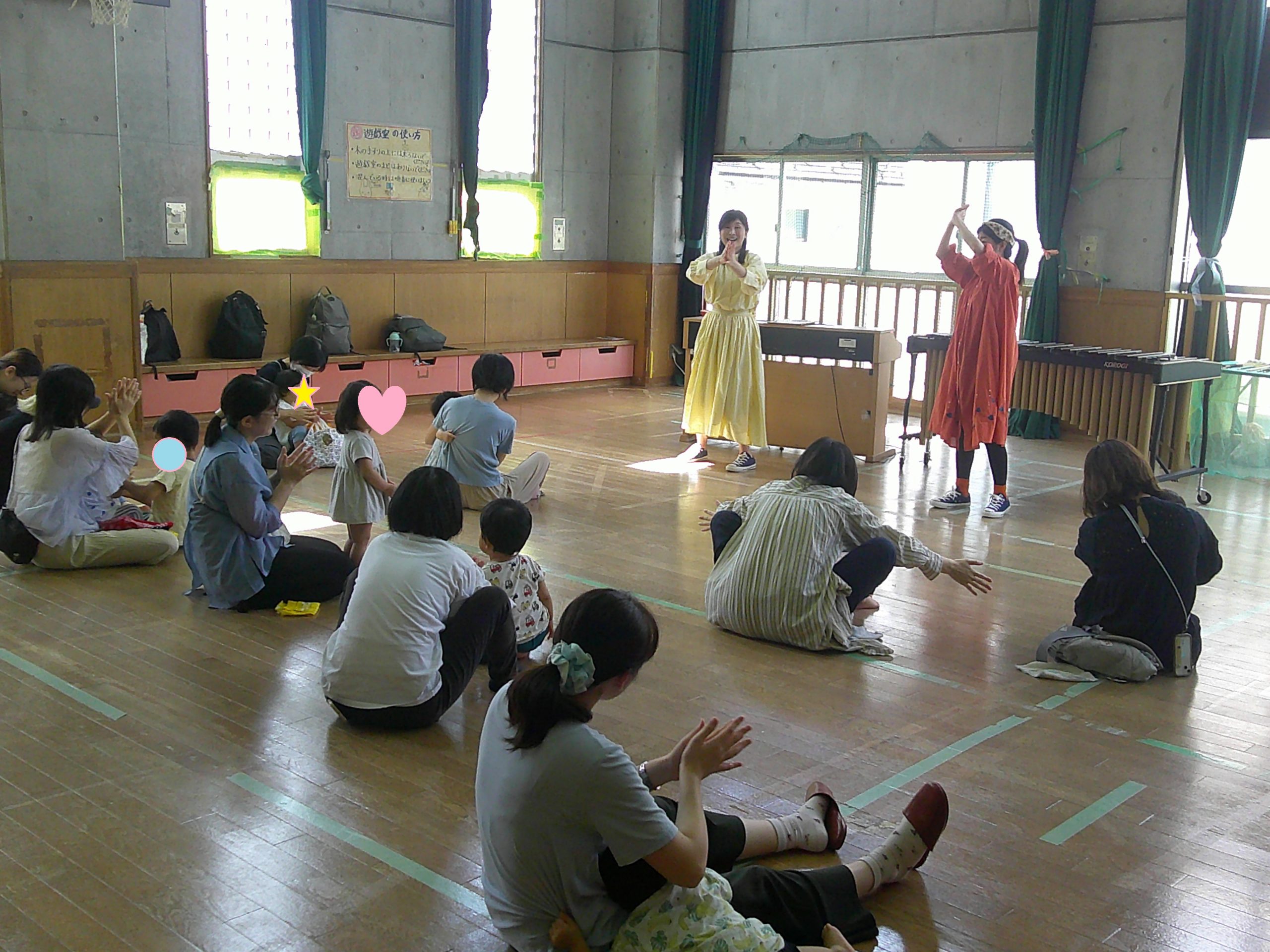 6館乳幼児親子企画「とぅいんくるん♪の音と遊ぼう！リトミック」